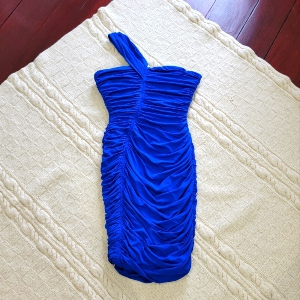 Cynthia Steffe Ruched One-Shoulder Cocktail Dress Blue size 2